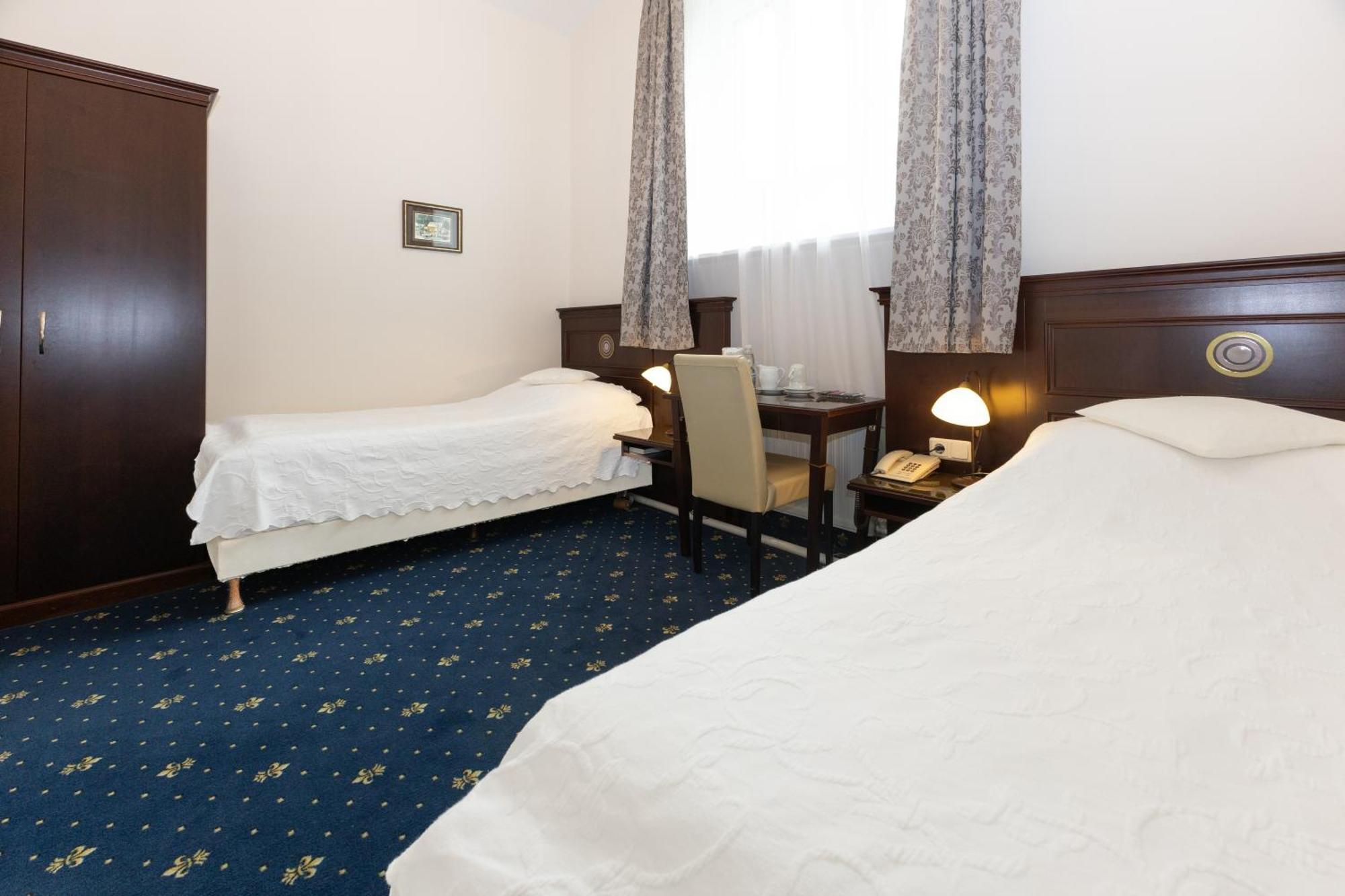 Hotel Viktoria Schönbrunn 3*