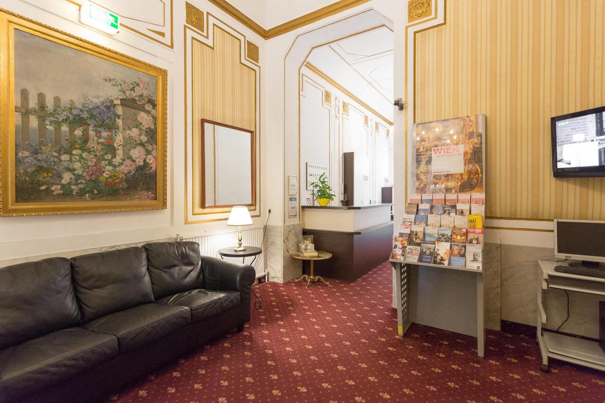 Viktoria Schoenbrunn Hotel 3*
